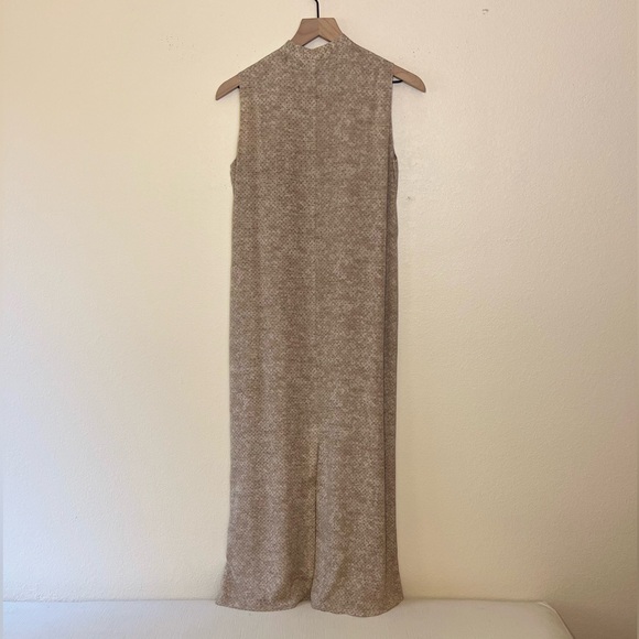Adrienne Vittadini Dress - Women's 6 Tan - Silk Beige Brown Sleeveless Maxi - Picture 3 of 10